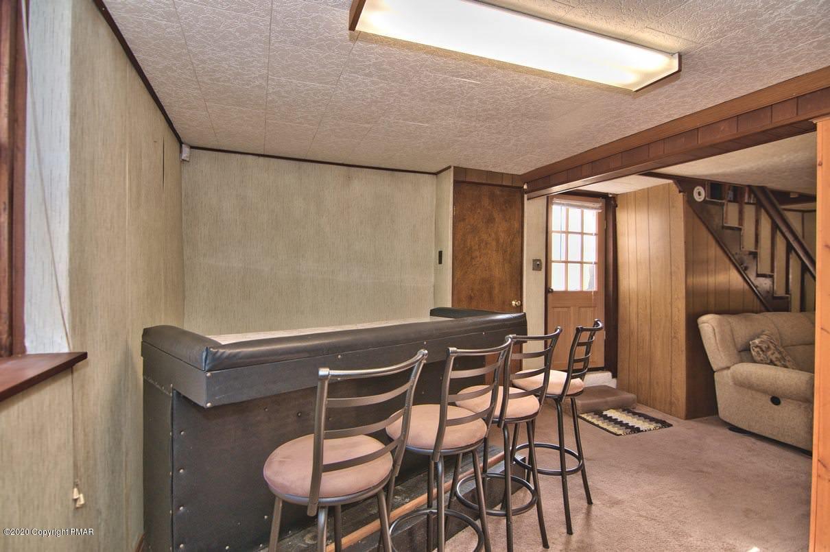 180 Hummingbird Trail Bushkill, PA 18324 - Photo 55 of 85 Bar