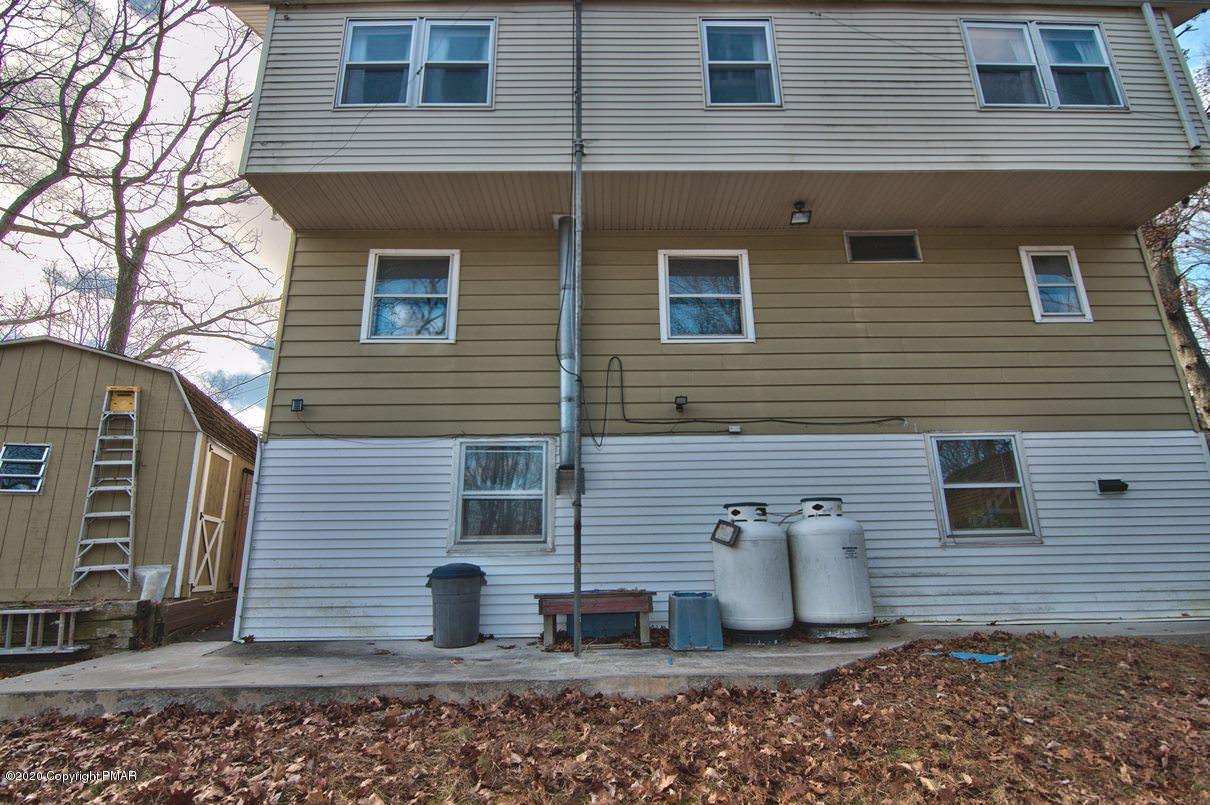 180 Hummingbird Trail Bushkill, PA 18324 - Photo 71 of 85 Rear View