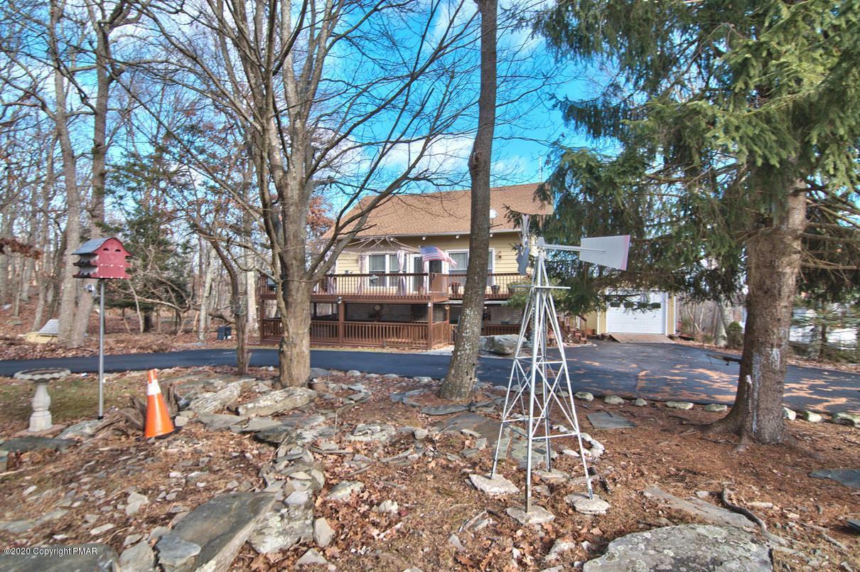 180 Hummingbird Trail Bushkill, PA 18324 - Photo 77 of 85 Street View