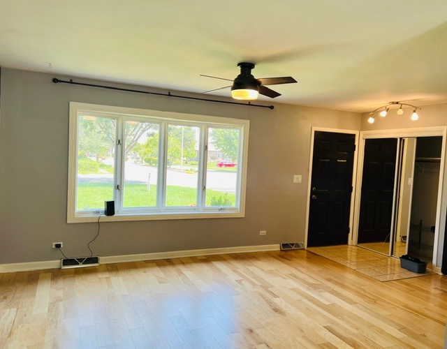 602 North Rumple Lane Addison, IL 60101 - Photo 2 of 24 Gallery Image 2