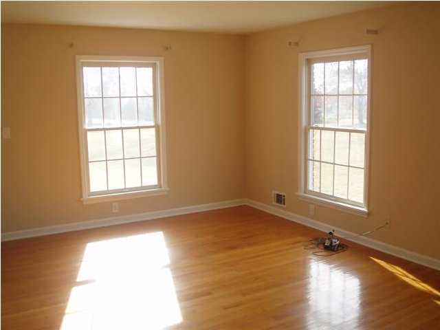 6405 Chenoweth Run Road Louisville, KY 40299 - Photo 2 of 17 Additional Photo