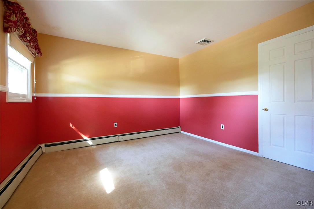 3078 Glendon Road Bethlehem, PA 18017 - Photo 25 of 34 Gallery Image 25
