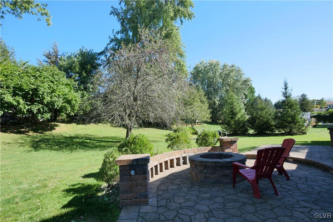 3078 Glendon Road Bethlehem, PA 18017 - Photo 4 of 34 Gallery Image 4
