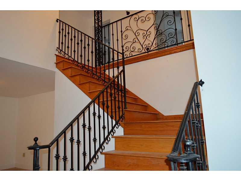 96 Cove Road Winterport, ME 04496 - Photo 16 of 34 Stairs/Stairway.