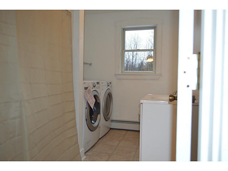 96 Cove Road Winterport, ME 04496 - Photo 20 of 34 Bathroom.