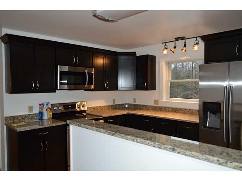 96 Cove Road Winterport, ME 04496 - Photo 6 of 34 Kitchen.