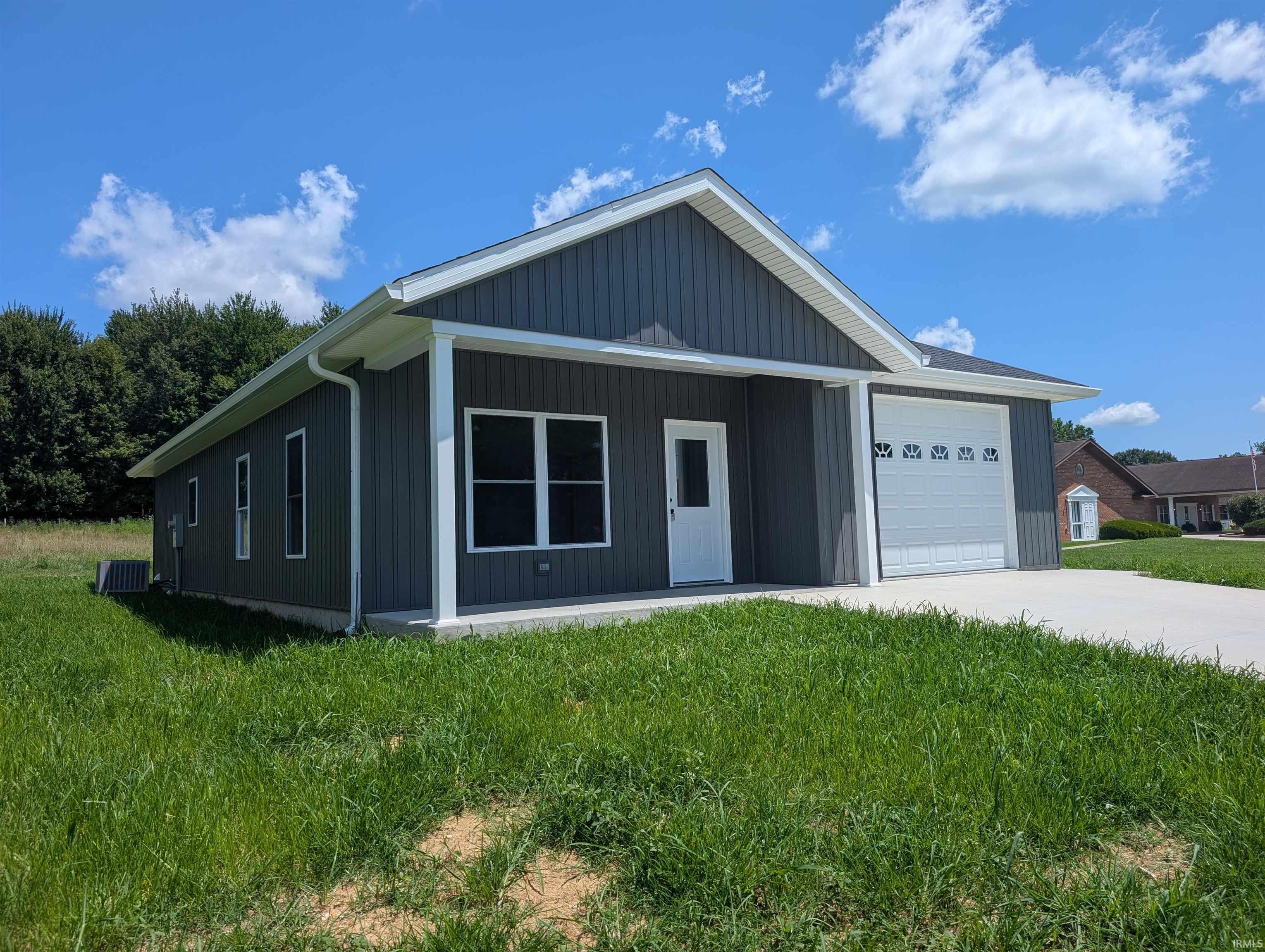 219 Poplar Street Loogootee, IN 47553 - Photo 2 of 27