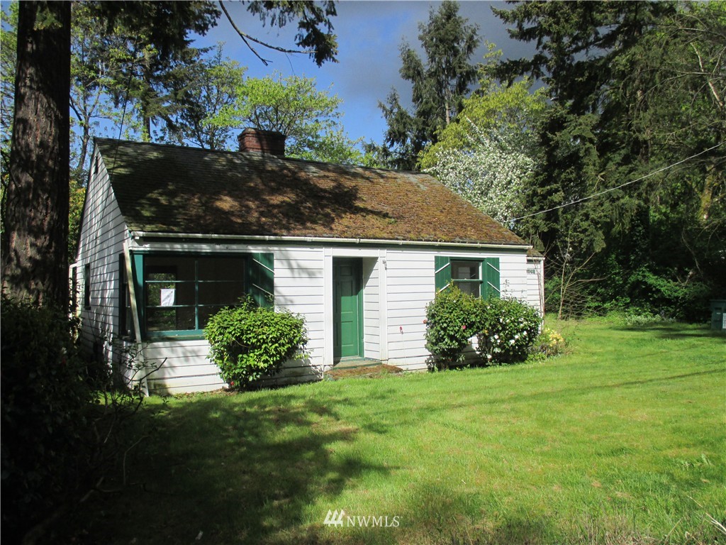 9749 Sand Point Way Northeast Seattle, WA 98115 - Photo 1 of 19 Gallery Image 1