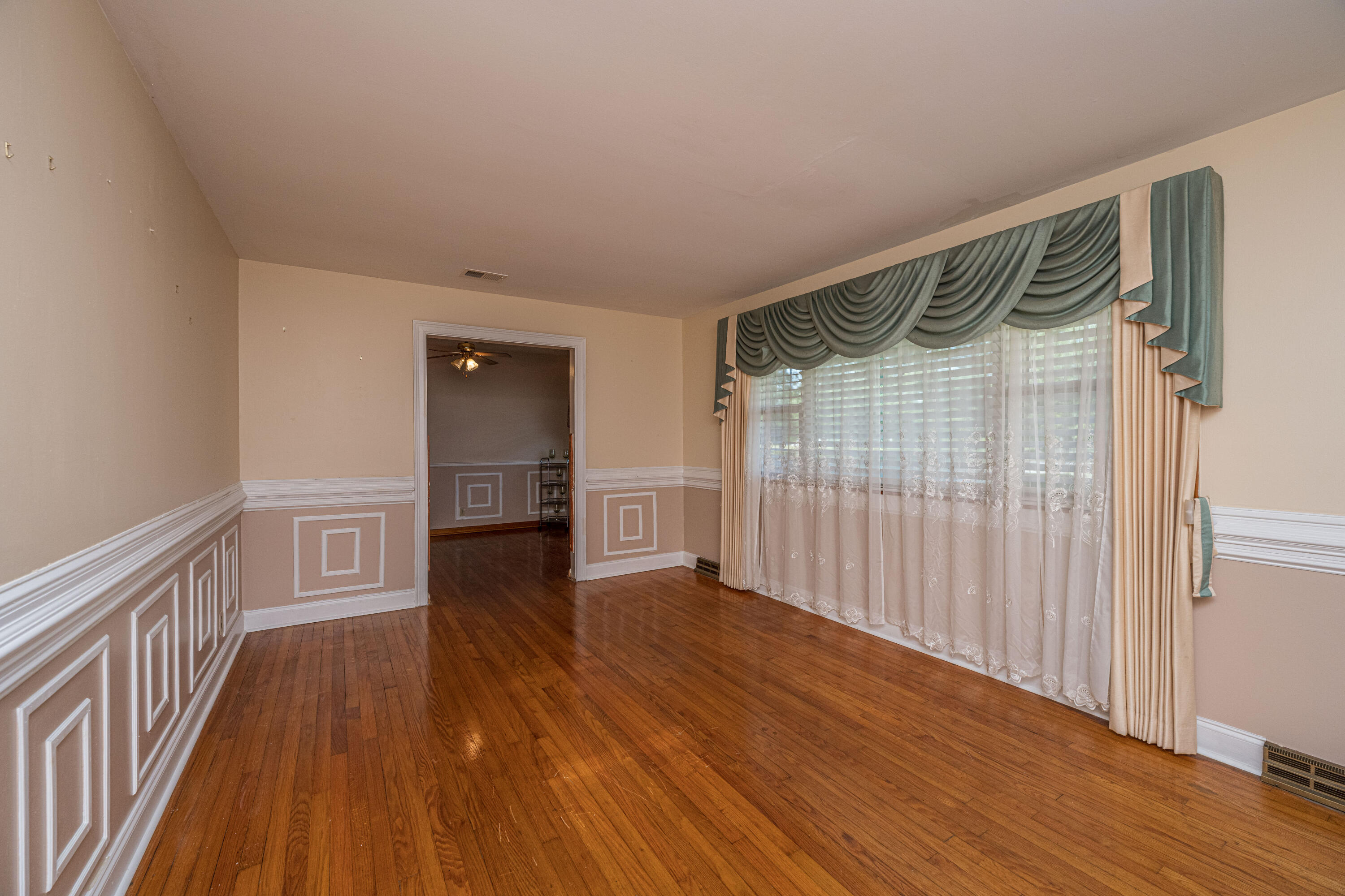 1515 Camp Road James Island, SC 29412 - Photo 6 of 38 1515CampRd07