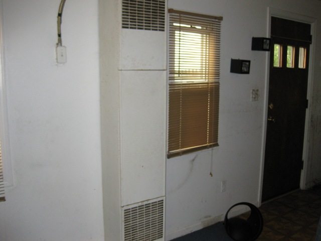 3941 Lakeshore Road, Unit 4 Lexington, MI 48450 - Photo 5 of 8 31011406-4.JPG