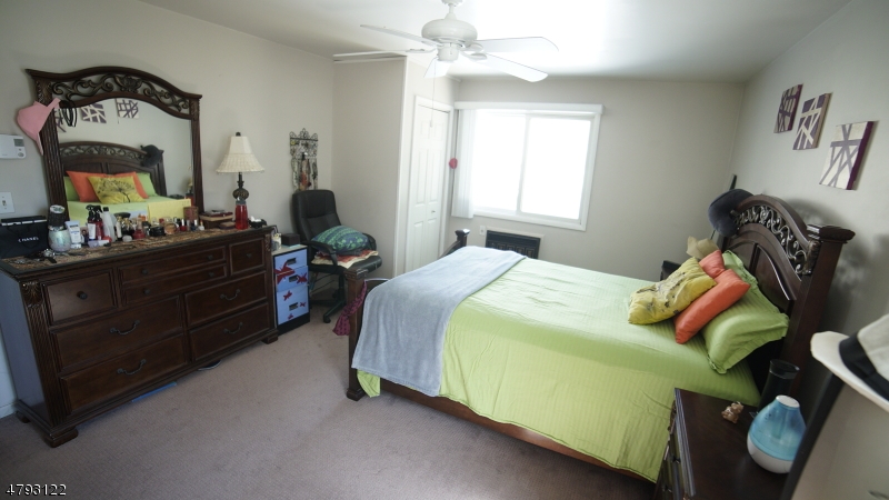 108 Federal Hill Road, Unit 108 Pompton Lakes, NJ 07442 - Photo 5 of 10