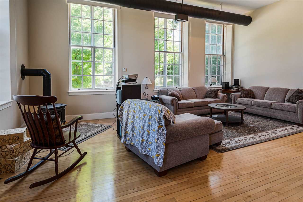 72 Academy Road New Ipswich, NH 03071 - Photo 3 of 40