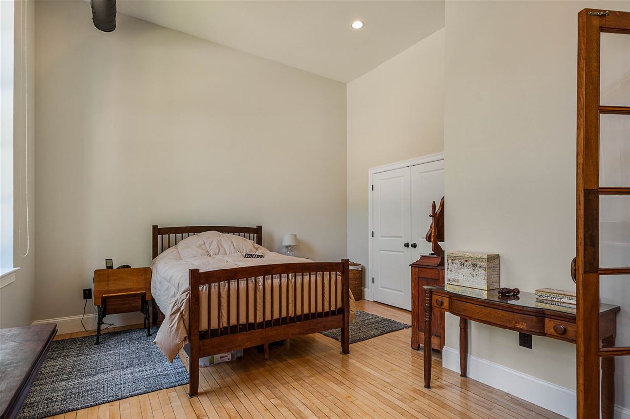 72 Academy Road New Ipswich, NH 03071 - Photo 5 of 40