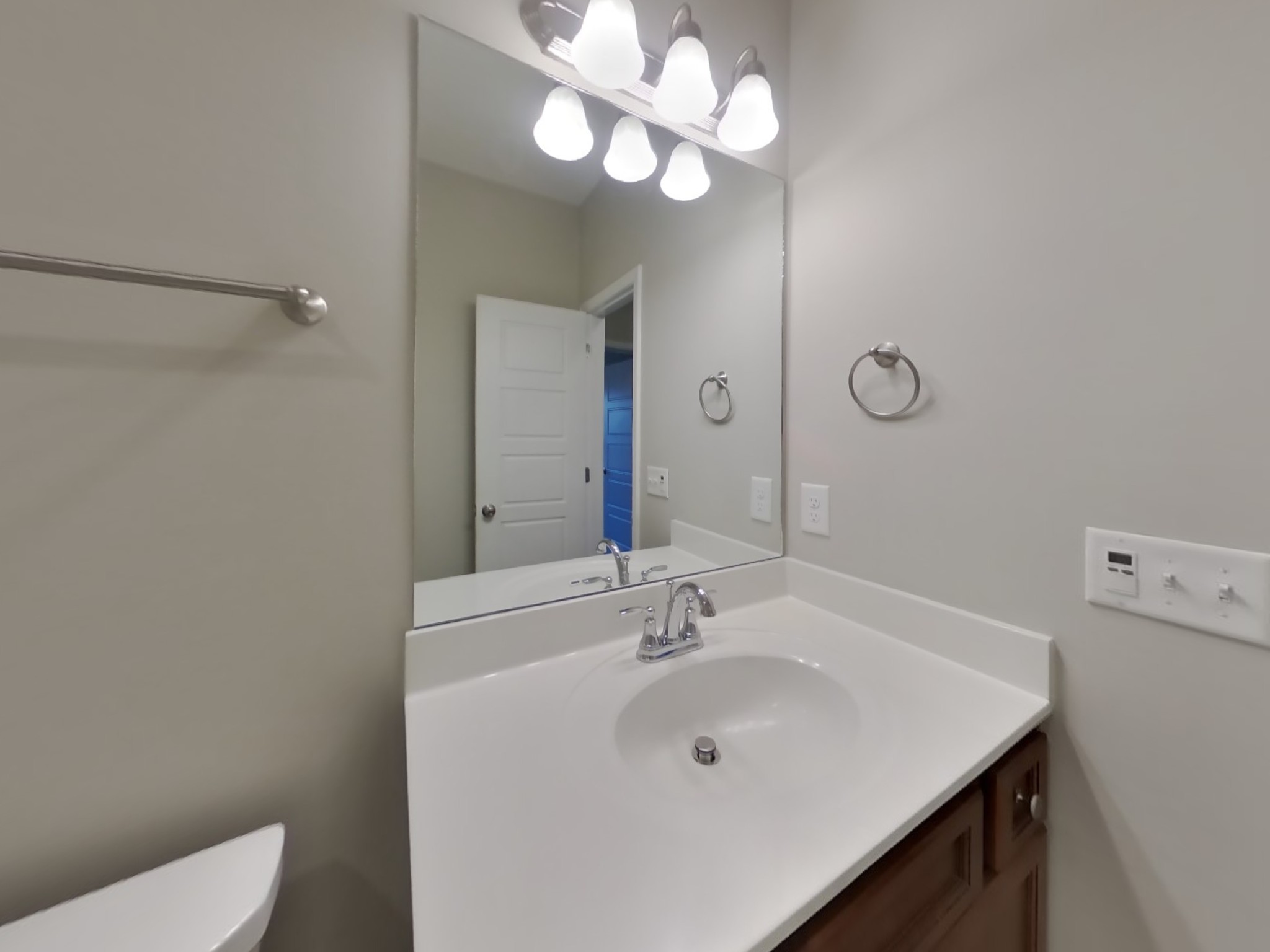 815 Ellyson Drive Spring Hill, TN 37174 - Photo 15 of 16 a bathroom with a sink vanity and a toilet