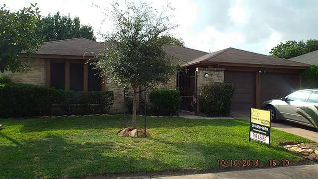 $1,800 | 7307 Crystalglen Drive, Houston, TX 77095