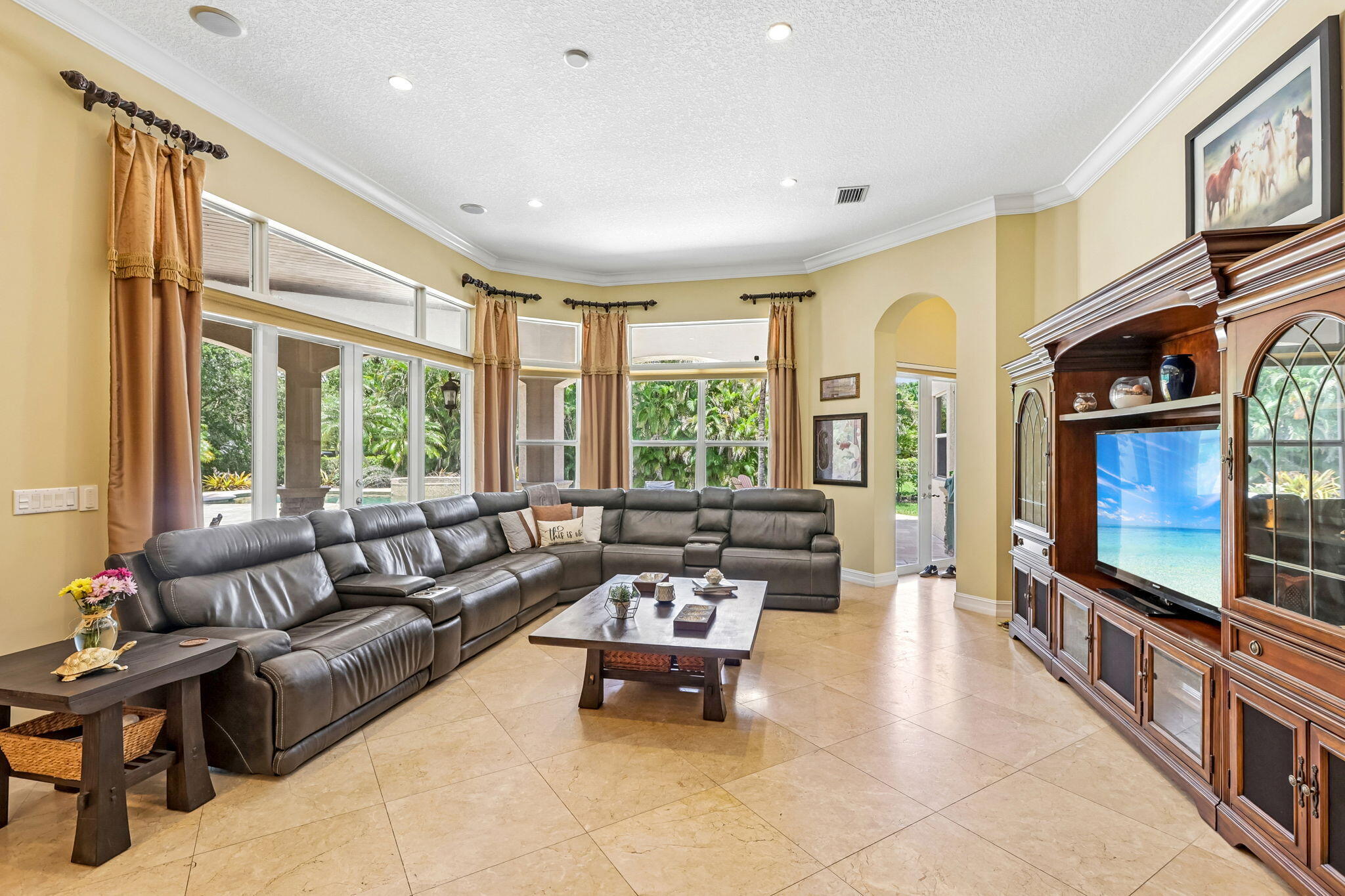 2130 Southwest 113th Avenue Davie, FL 33325 - Photo 12 of 58 Living Room