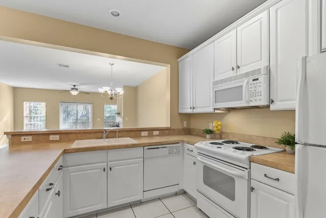 $1,750 | 1325 Stone Road, Unit 503, Tallahassee, FL 32303