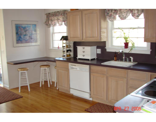 6 Calvert Road Walpole, MA 02032 - Photo 6 of 11