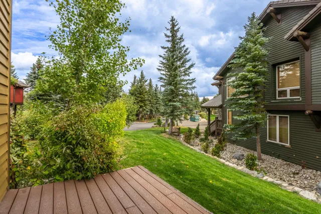 $1,219,000 | 956 Fairway Circle, Unit 956, Mammoth Lakes, CA 93546