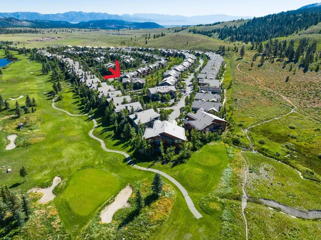 $1,219,000 | 956 Fairway Circle, Unit 956, Mammoth Lakes, CA 93546