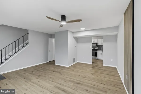 $2,800 | 341 Clarkson Street, Burlington, NJ 08016