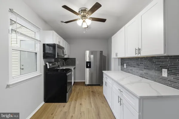 $2,800 | 341 Clarkson Street, Burlington, NJ 08016