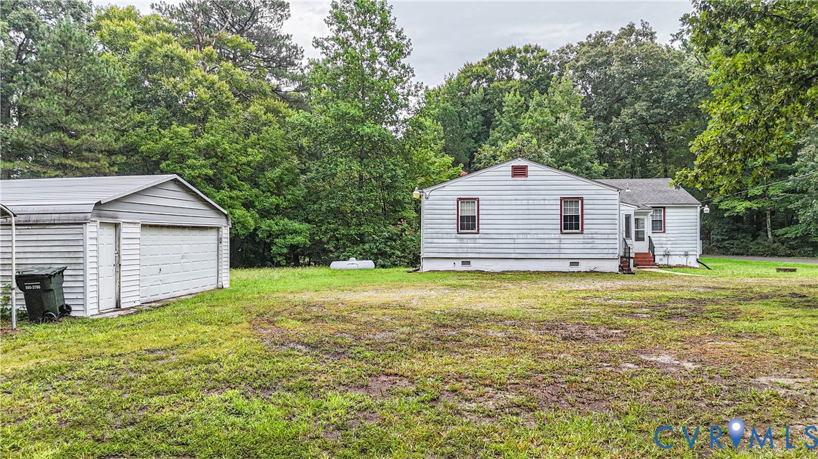 228 Oaktree Road Williamsburg, VA 23188 - Photo 4 of 39 Gallery Image 4