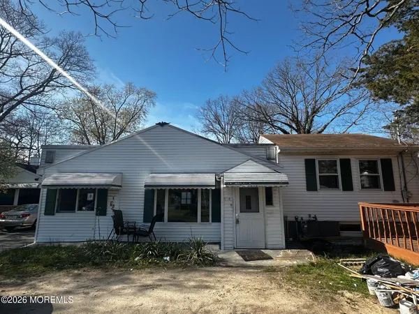 $2,850 | 114 West 4th Street, Howell, NJ 07731