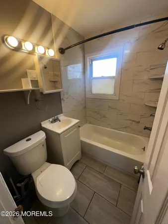 $2,850 | 114 West 4th Street, Howell, NJ 07731