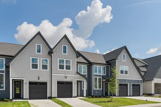 $345,300 | 233 Panther Drive, Murfreesboro, TN 37127