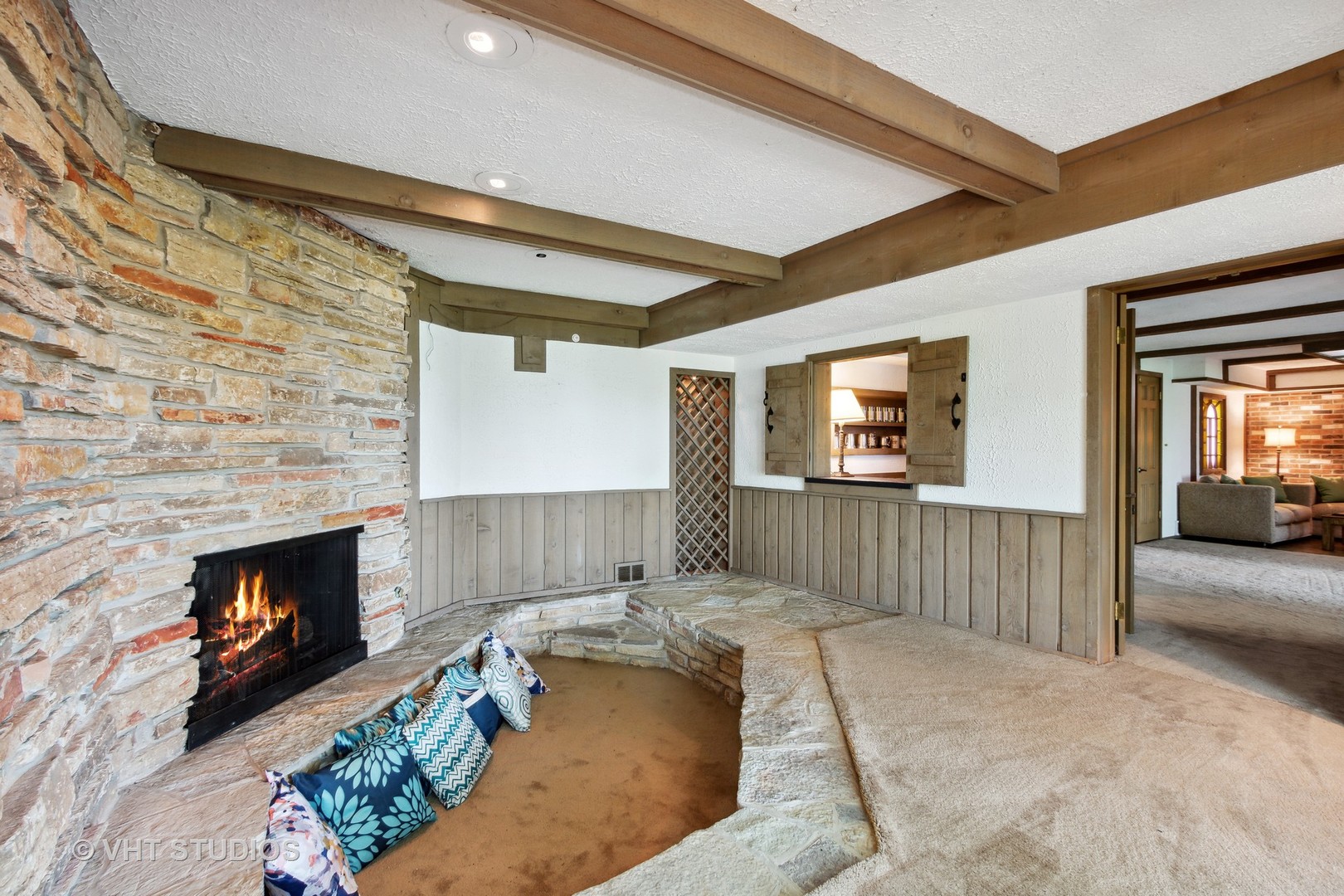 395 North Valley Road Barrington, IL 60010 - Photo 26 of 45 a living room with furniture and a fireplace
