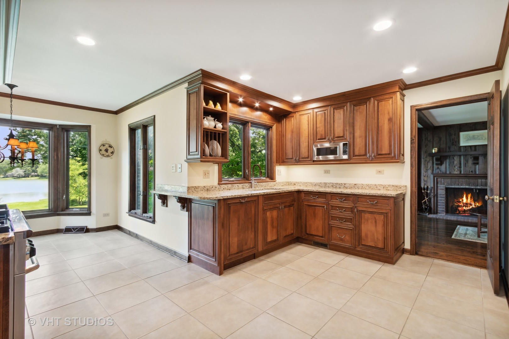 395 North Valley Road Barrington, IL 60010 - Photo 7 of 45