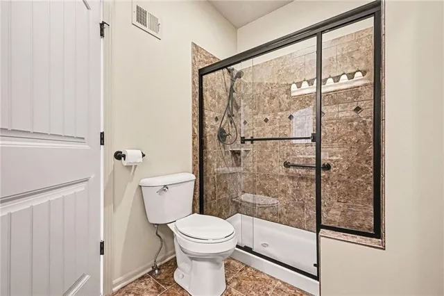 $364,900 | 217 Ashmont Drive, Smithville, MO 64089