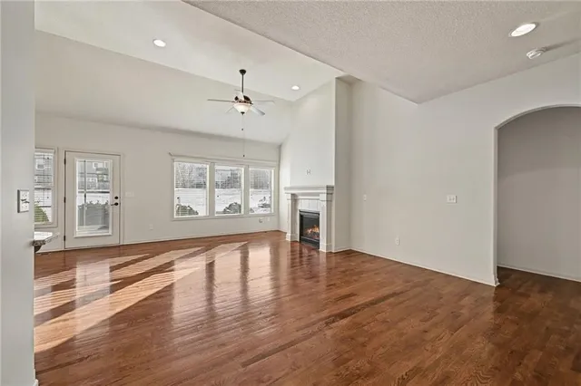 $364,900 | 217 Ashmont Drive, Smithville, MO 64089