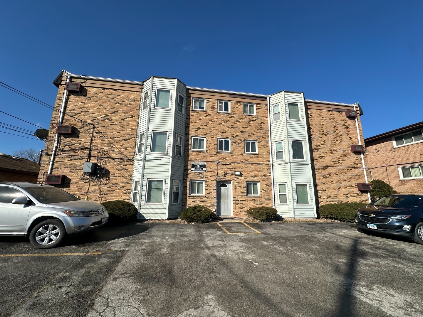 437 Prairie Avenue Calumet City, IL 60409 - Photo 12 of 15 a view of a car is parked in front of a house
