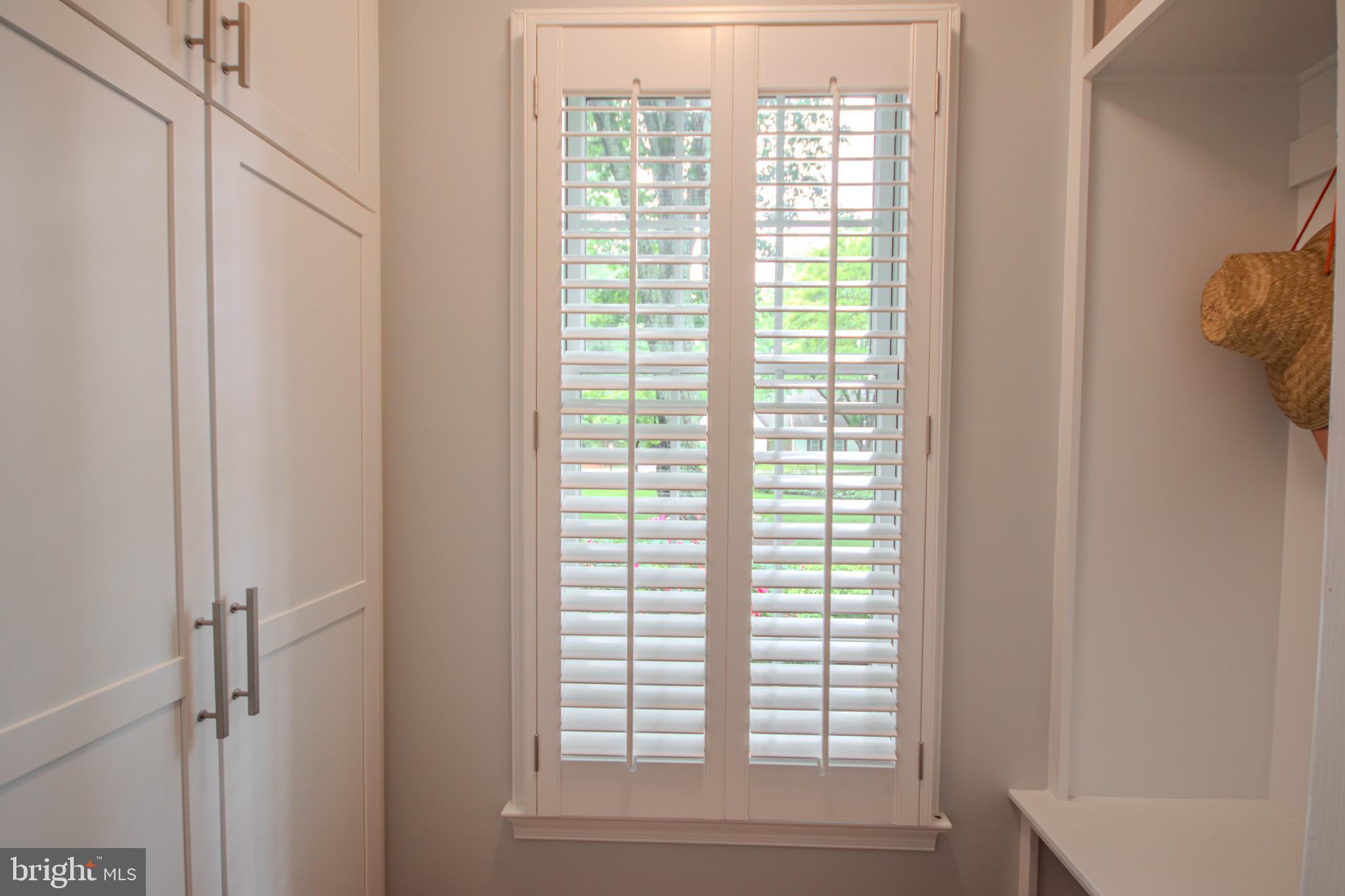 29745 Jackson Road Salisbury, MD 21804 - Photo 23 of 77 Custom mud room with great storage