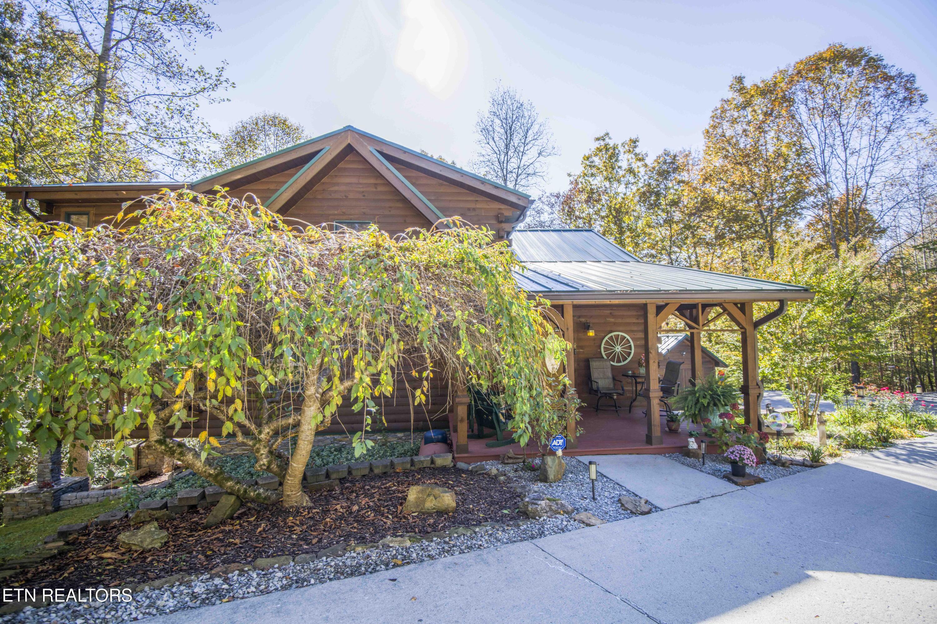 242 Bluff View Road New Tazewell, TN 37825 - Photo 3 of 57 exterior 3_1