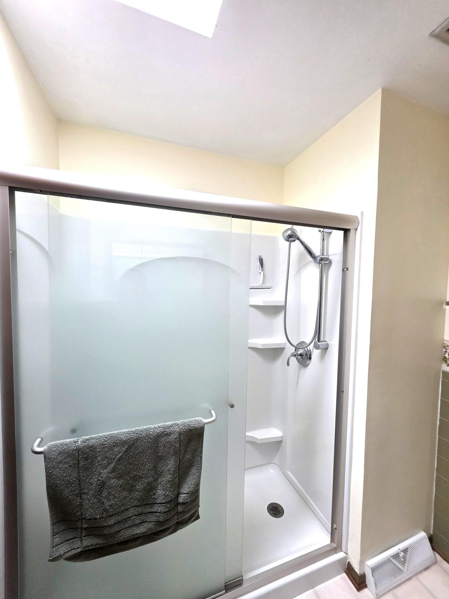 S53W24945 Glendale Road Waukesha, WI 53189 - Photo 28 of 48 28