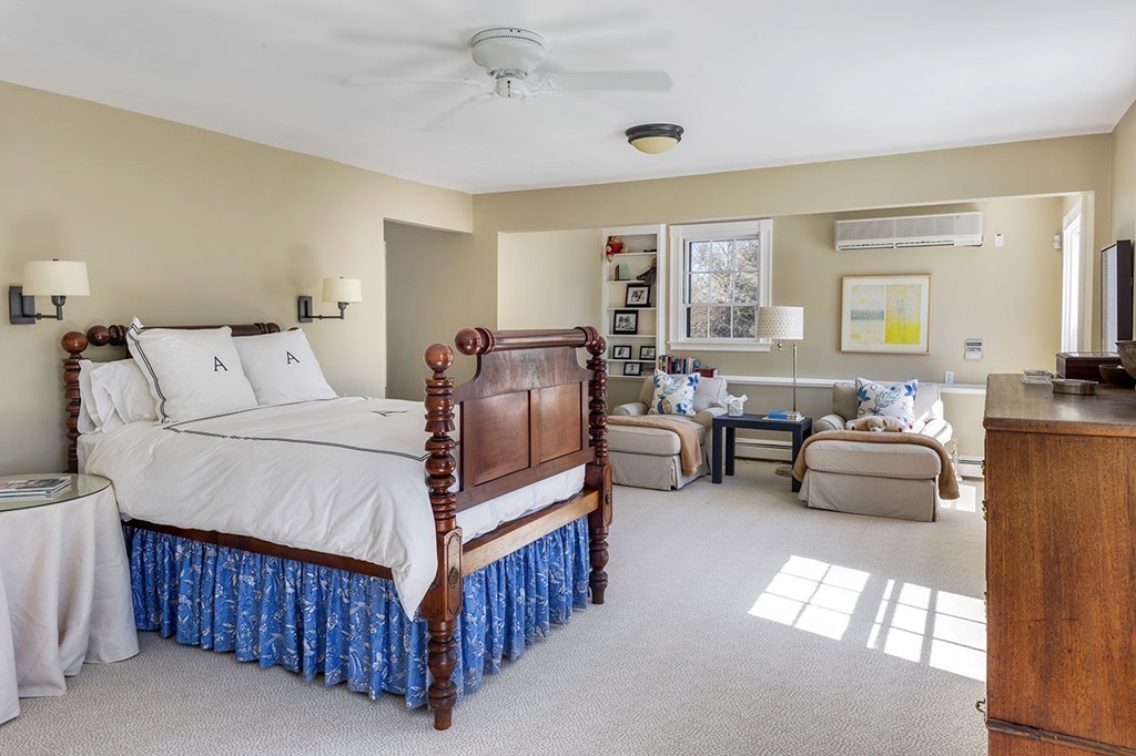 19 Old Neck Road Manchester, MA 01944 - Photo 18 of 29 Gallery Image 18