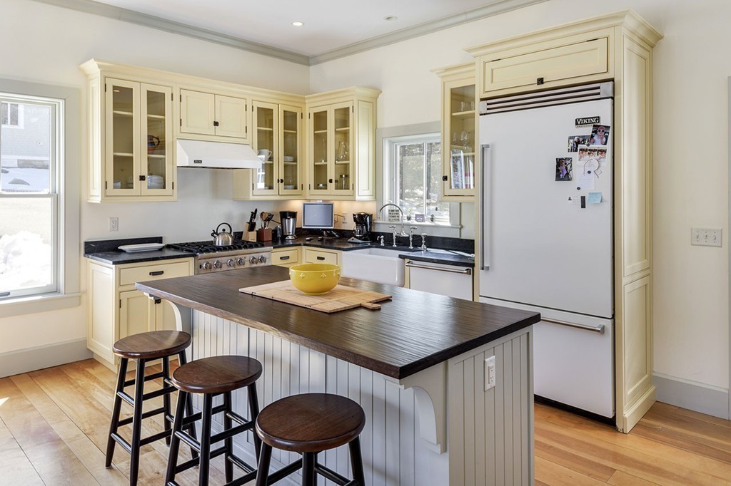 19 Old Neck Road Manchester, MA 01944 - Photo 24 of 29 Gallery Image 24