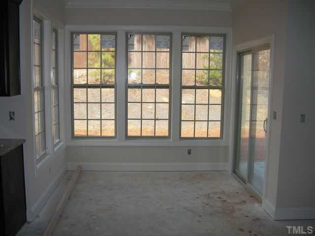 5008 Nautia Street Raleigh, NC 27606 - Photo 3 of 7 Breakfast Area