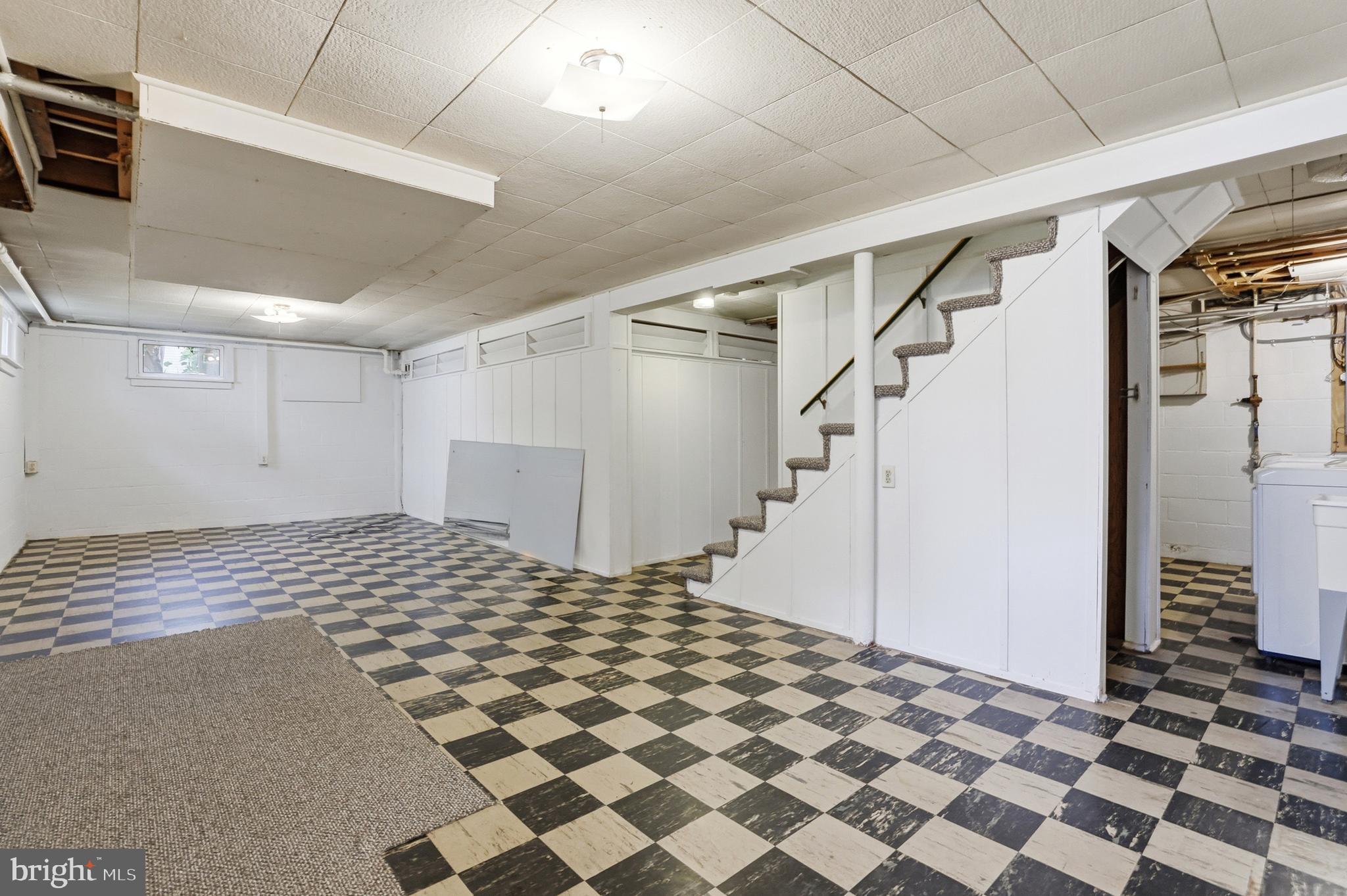 411 Ludlow Road Annapolis, MD 21401 - Photo 27 of 44 Lower level offers plenty of space!