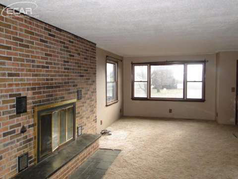 14015 North Vassar Road Millington, MI 48746 - Photo 6 of 15 20454092-5.JPG