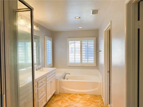 $5,300 | 16 Ellistone, Irvine, CA 92602