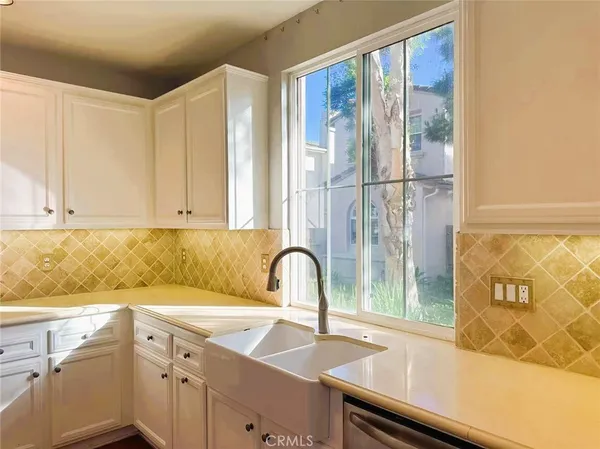 $5,300 | 16 Ellistone, Irvine, CA 92602