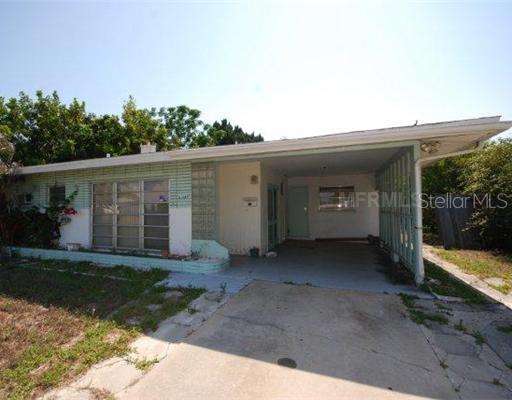 2105 Randa Boulevard Sarasota, FL 34235 - Photo 1 of 1 Exterior Front