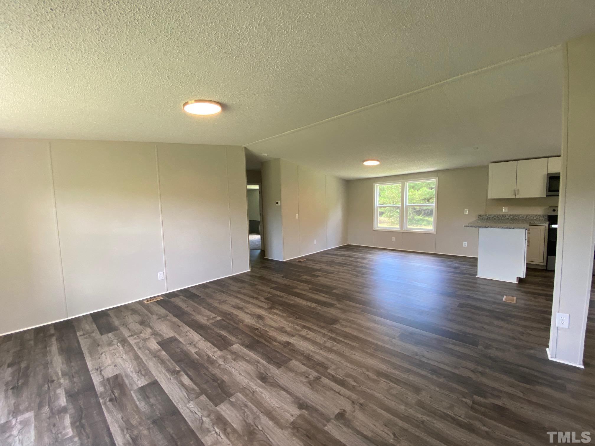 6200 Edwards Road Sanford, NC 27332 - Photo 6 of 20 Gallery Image 6