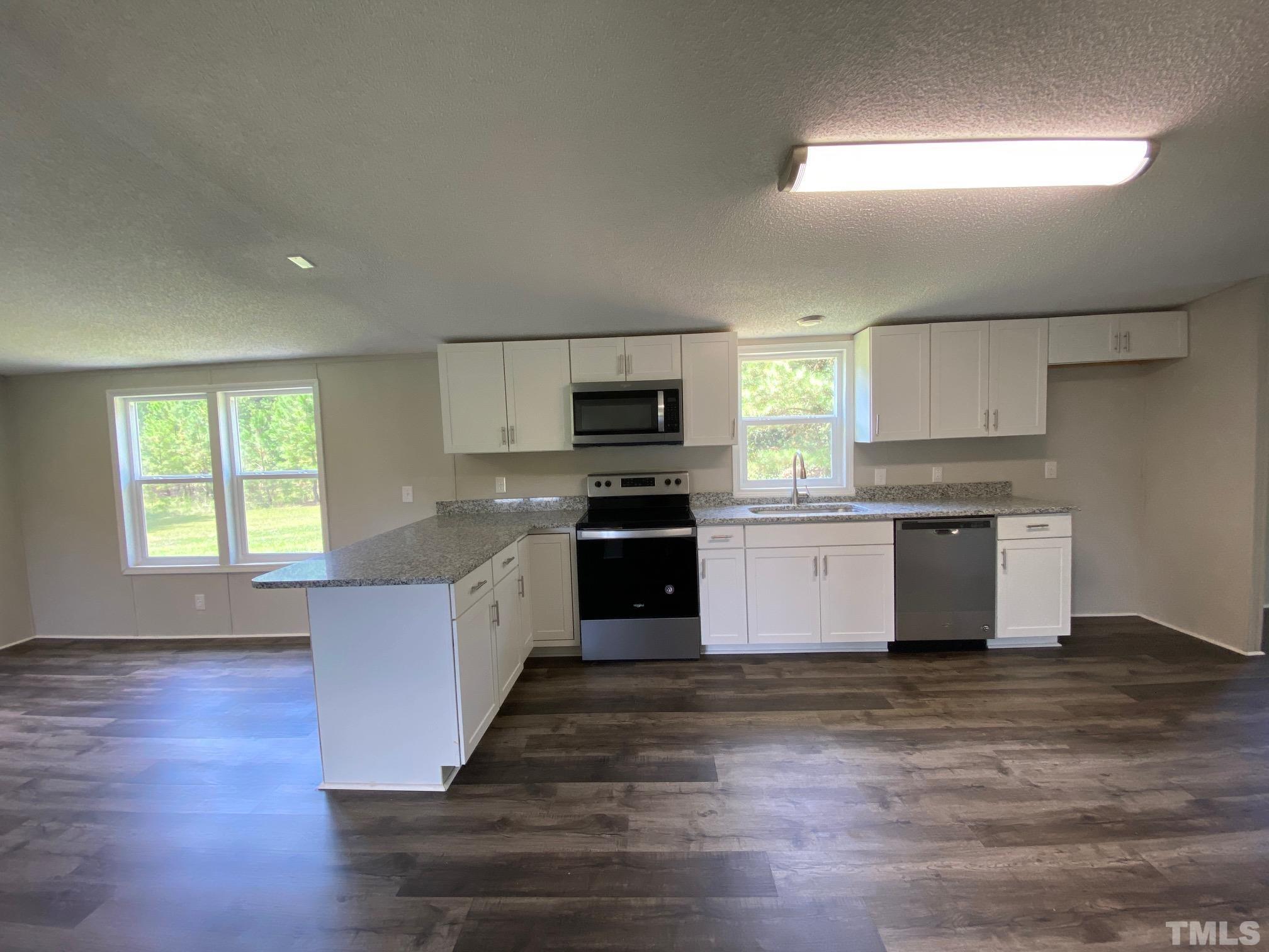 6200 Edwards Road Sanford, NC 27332 - Photo 7 of 20 Gallery Image 7