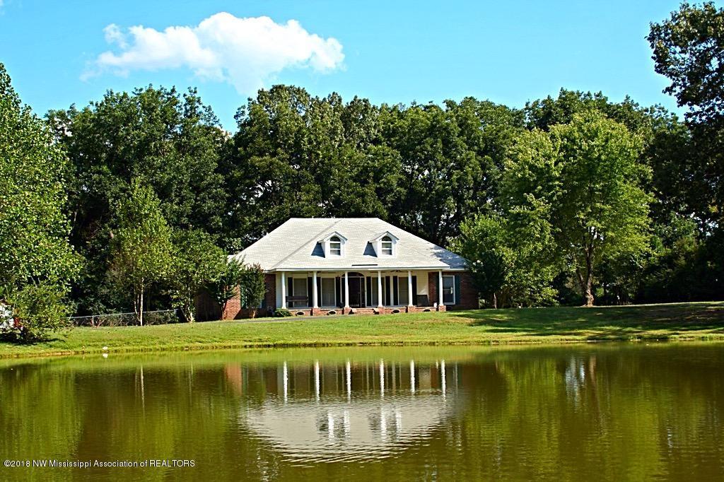2870 Ridge Cove Hernando, MS 38632 - Photo 2 of 31 IMG_0729