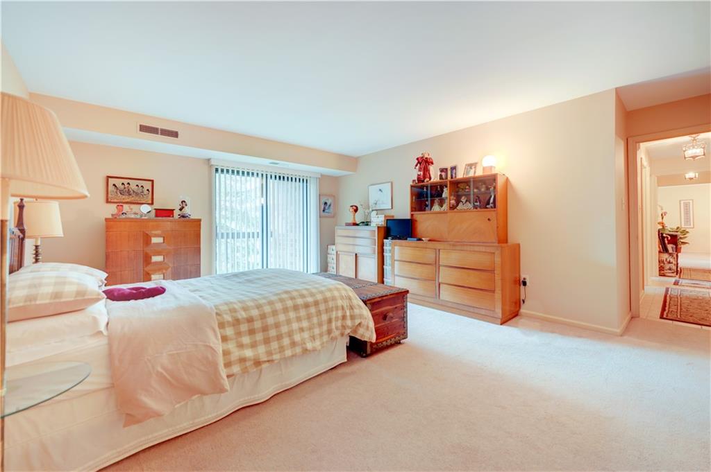 1500 Cochran Road, Unit 714 Pittsburgh, PA 15243 - Photo 17 of 20 Gallery Image 17